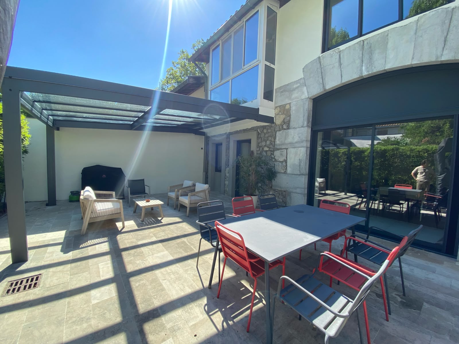 Renovation-exterieure-menuiseries-aluminium-pergola-vitree (5)